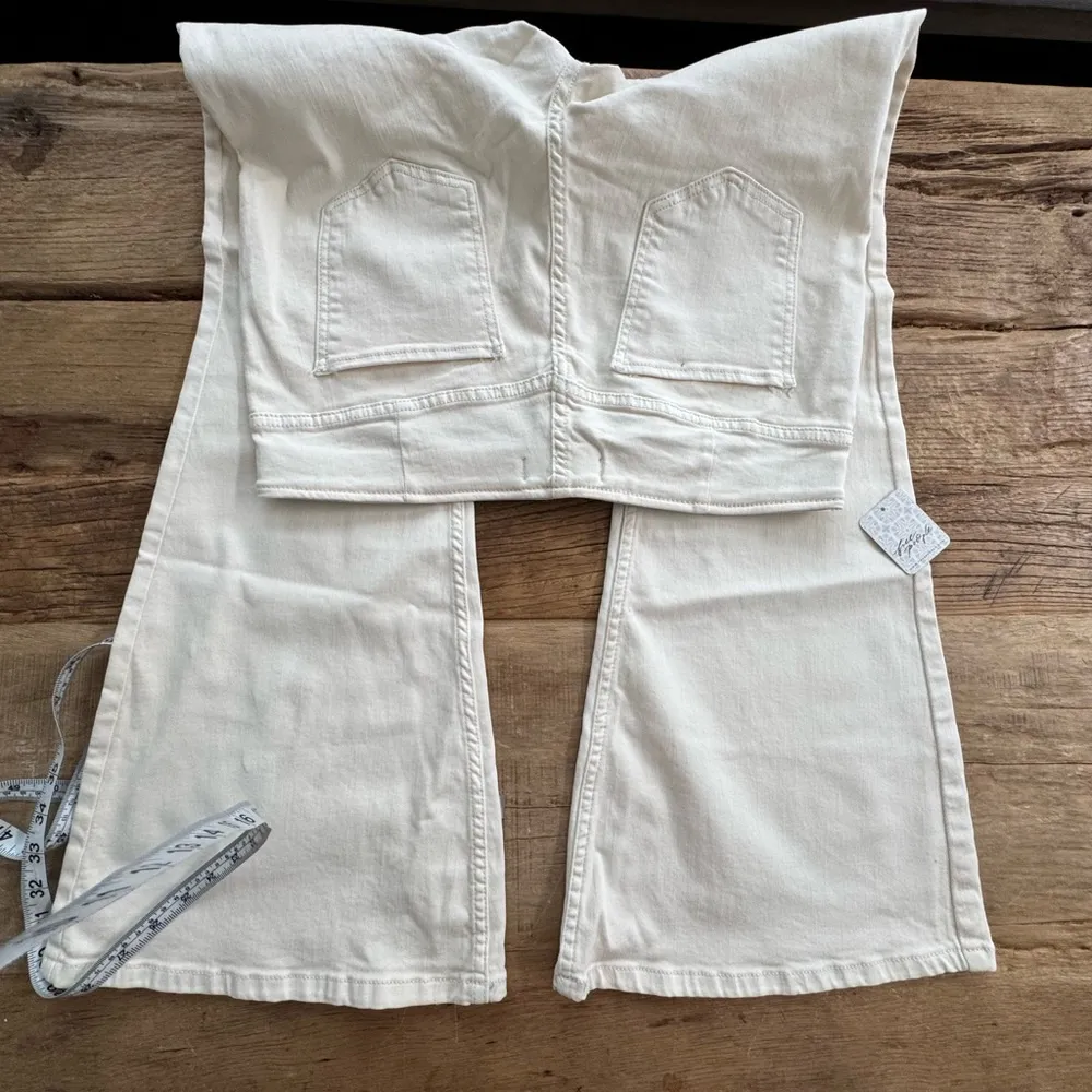 NWT Free People Penny Pull on Flare Jeans ~ White~ size 32 🤍 - Image 16