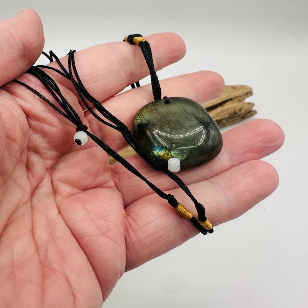 Natural Labradorite Healing Stone Cord Necklace - Image 6