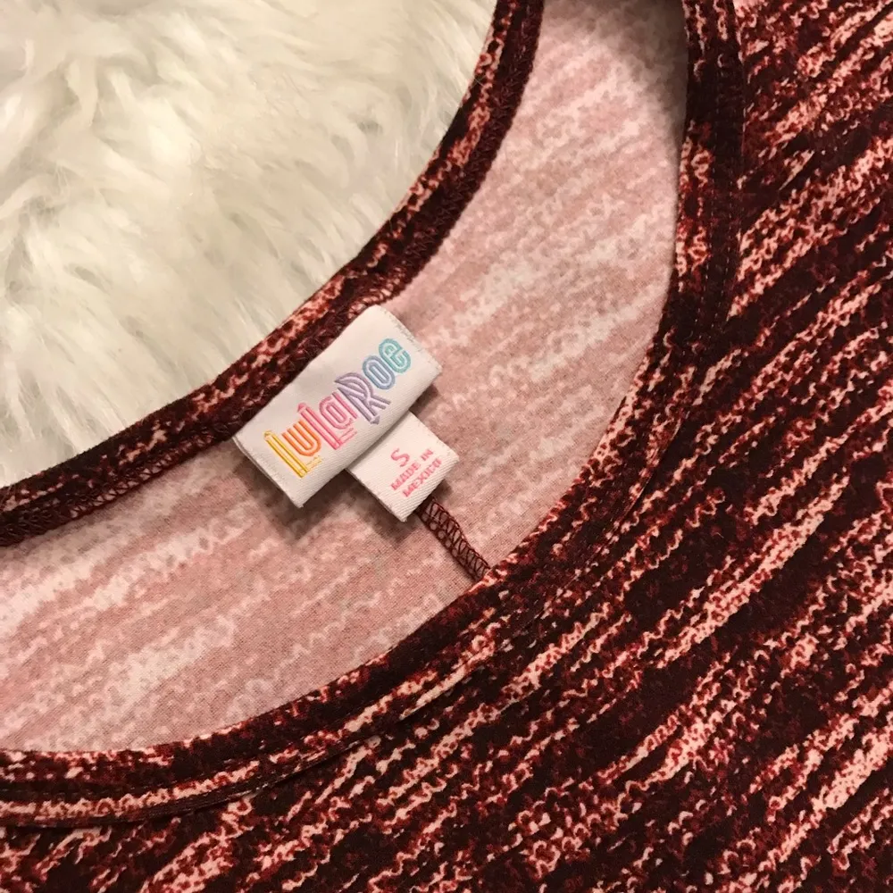 LuLaRoe Carly Dress size small - Image 4