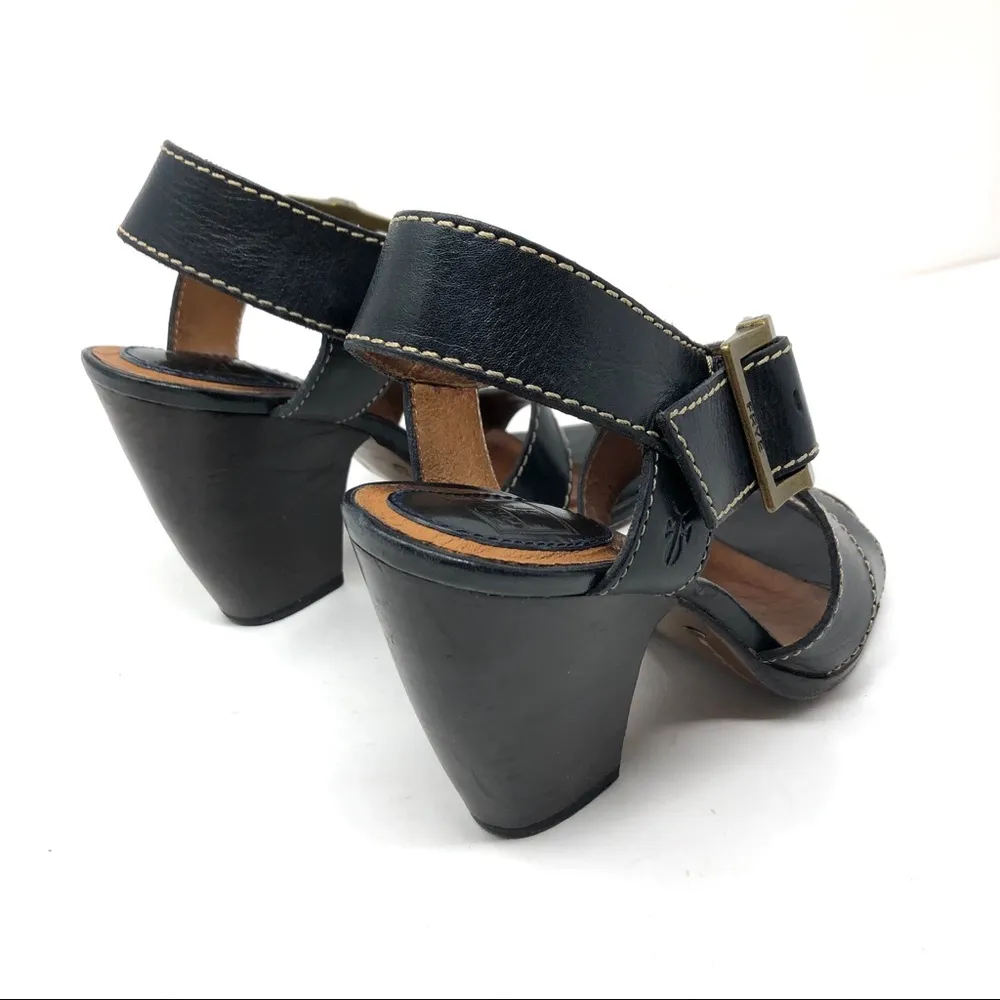 FRYE navy blue leather strappy sandals, size 9 - Image 6