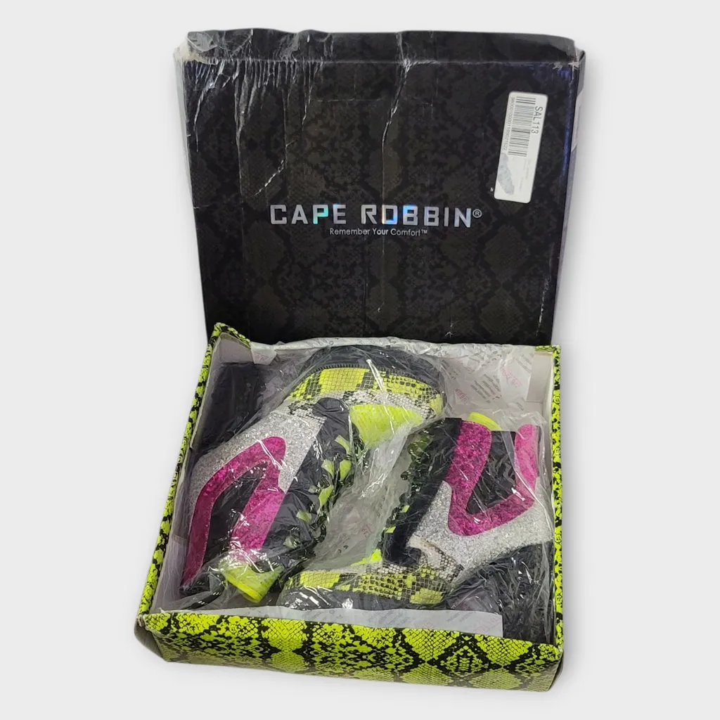 Cape Robbin Nell Glitter Chunky Block High Heel Platform Ankle Lace Up Boots 9M - Image 2