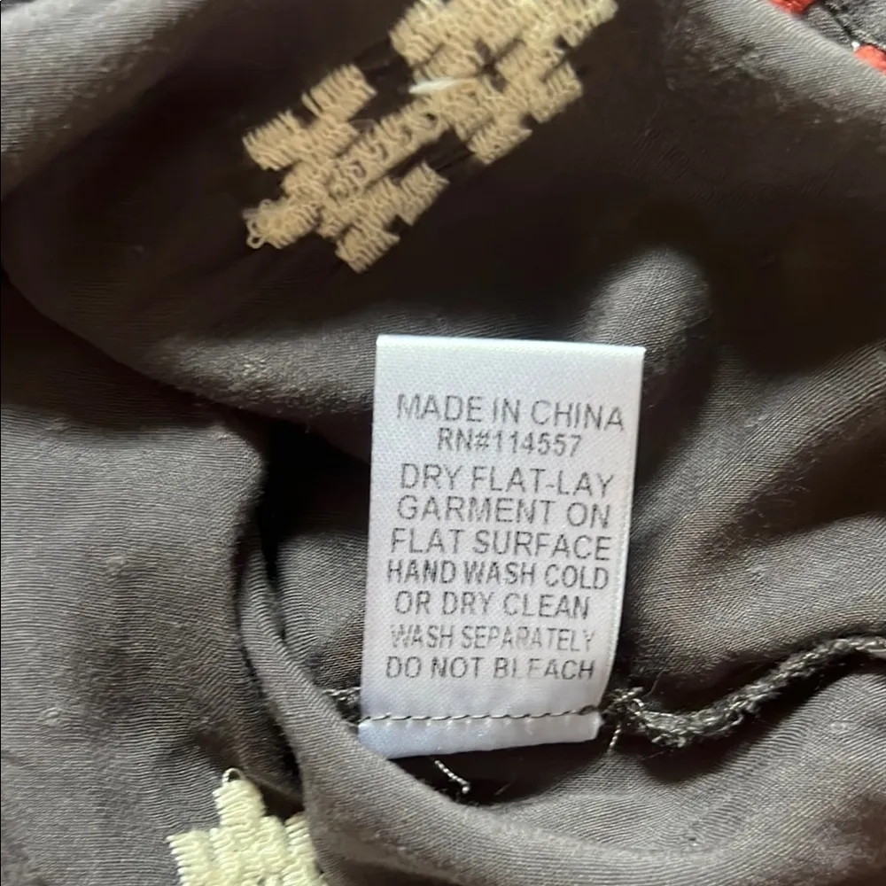 THML Women's Gray and White Embroidered Sheer Top Size M - Image 4