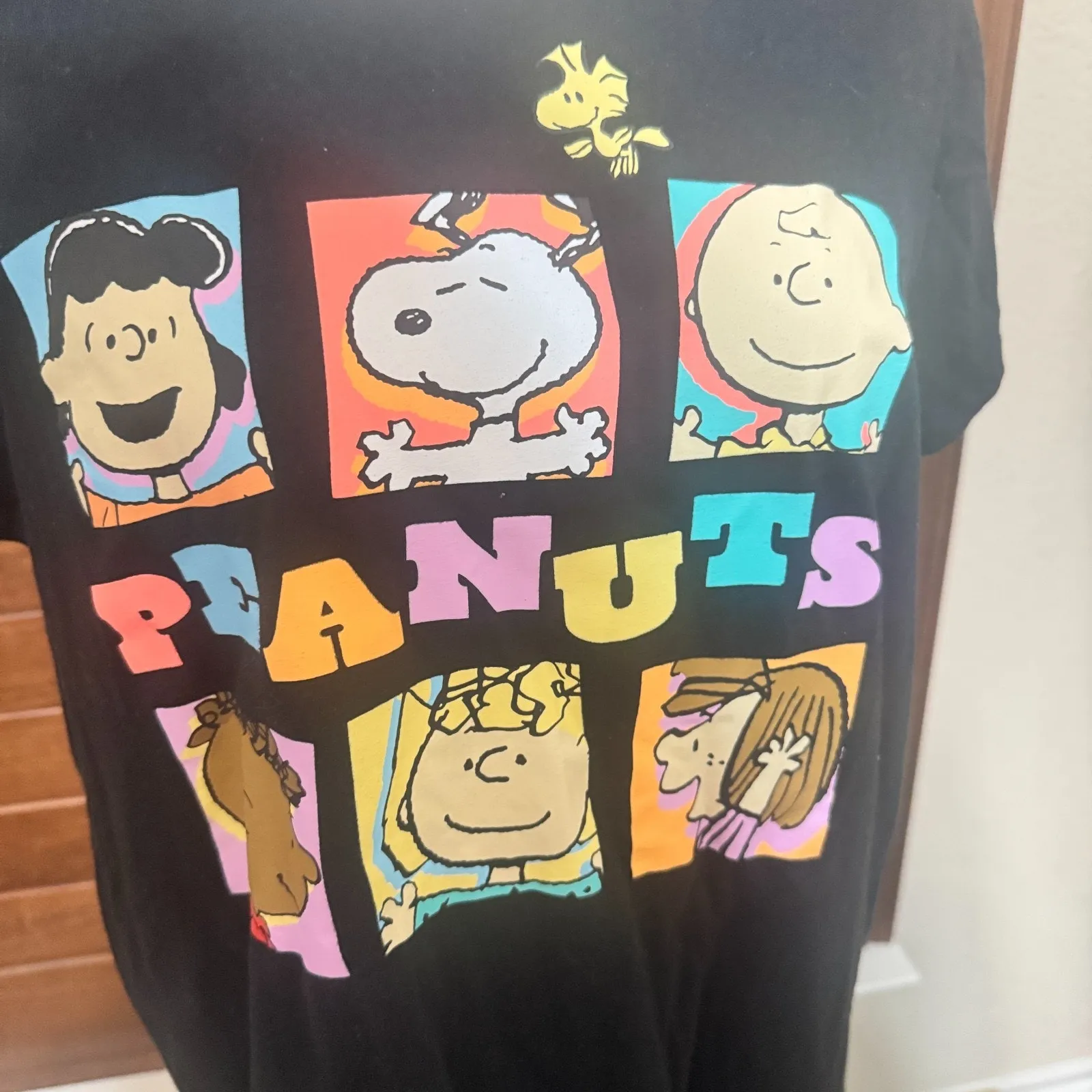 Peanuts Hybrid Black T-Shirt womens L Snoopy Charlie Brown Woodstock Gang comics - Image 3