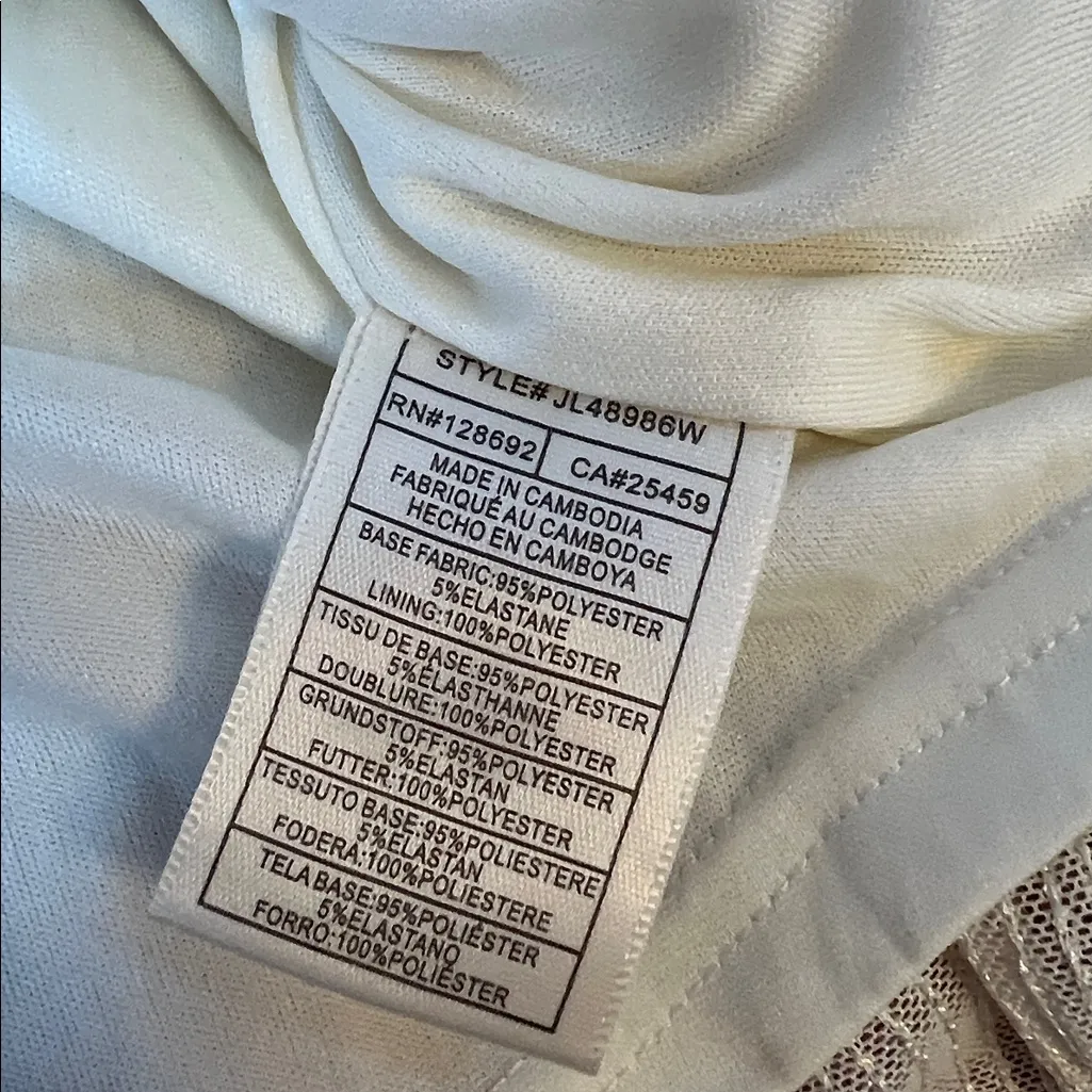 Betsey Johnson off White Sequin Short Sleeve t shirt style mini dress NWOT large - Image 3