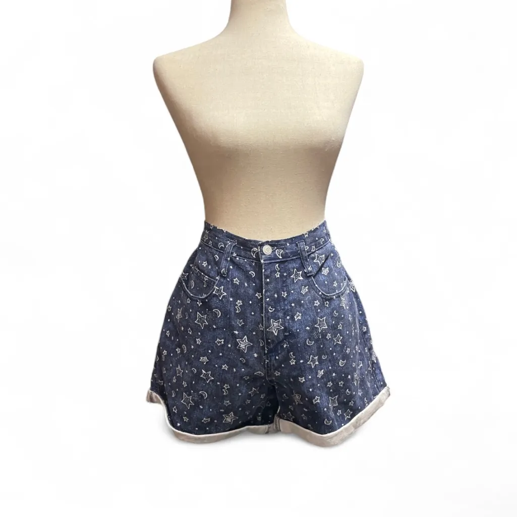 Vintage Not Guilty USA 90s Celestial high Waisted Denim Jean Shorts size 9/10 Blue - Image 2