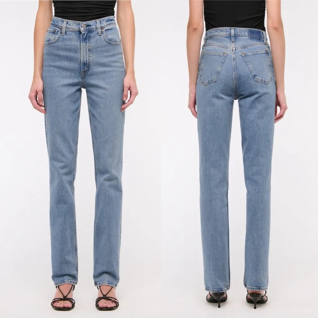 A&F 90’s Straight Jean 28 Regular‎ Ultra High Rise Medium Wash NWOT - Image 2