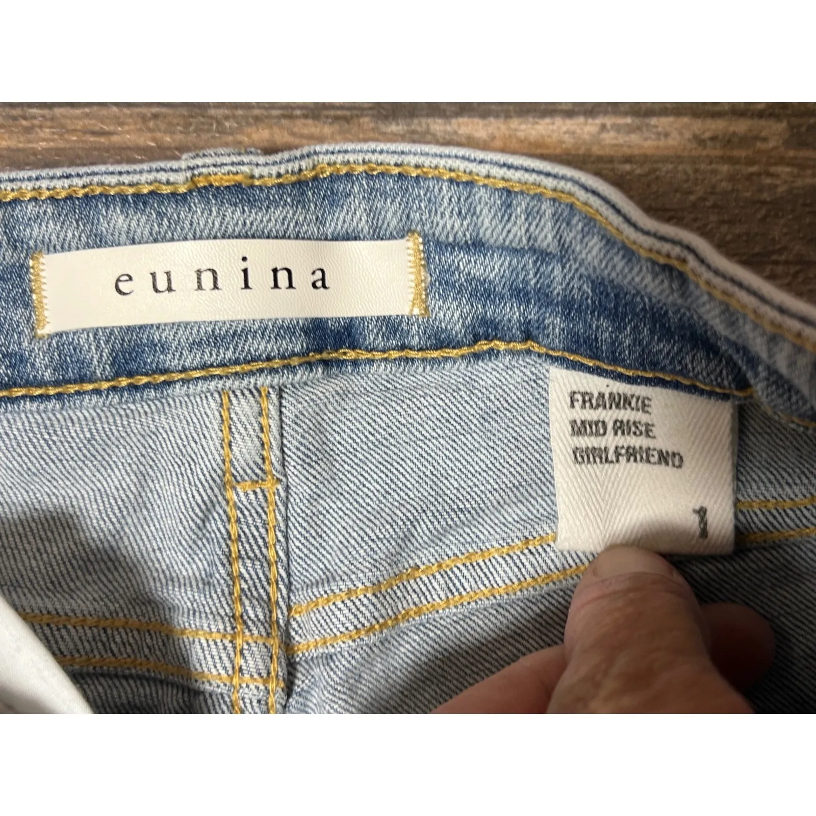 Eunina Frankie Mid Rise Girlfriend Jeans Light Wash Distressed Size 1 Ripped - Image 3