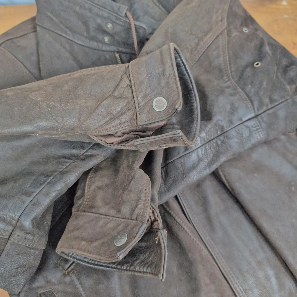 Vintage Heavy Leather Italian Made 80's Jacket. Brown Size L - Image 4