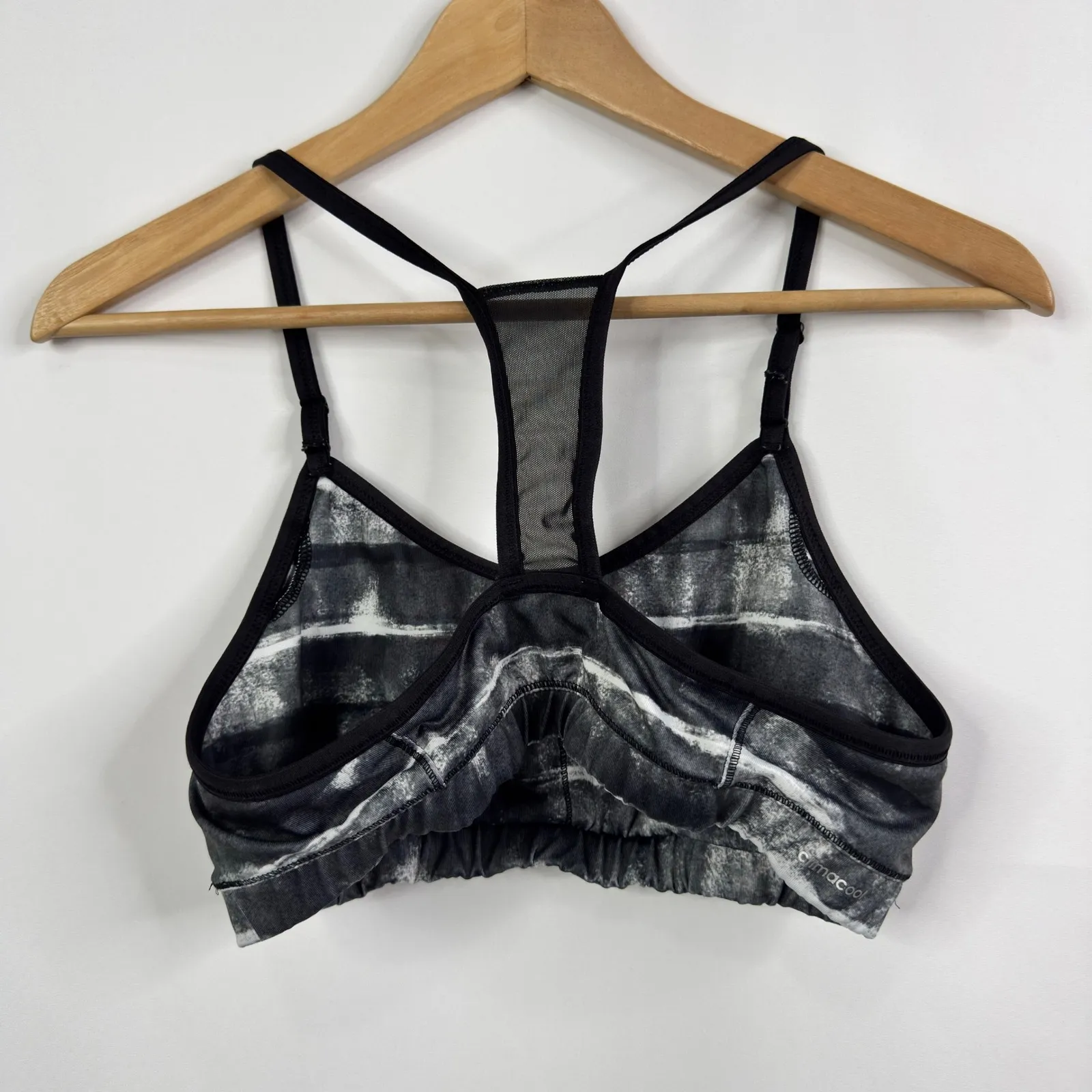 Adidas Women's Sports Bra Abstract Stripe Racerback Workout Fitness Black White - Image 4