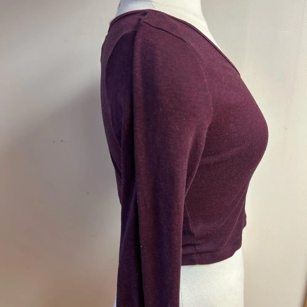 Women's H&M  Burgundy V-Neck Long Sleeve Top - Image 2