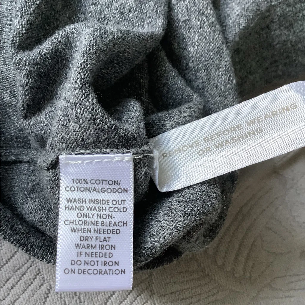 Nice embellished sweater GREAT condition 💖 - Image 8