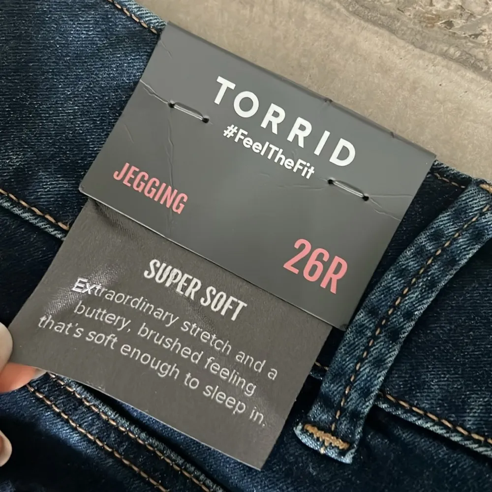 Torrid Super Soft High-Rise Jegging, Skinny Distressed Jeans Size 26R New w/Tag - Image 7