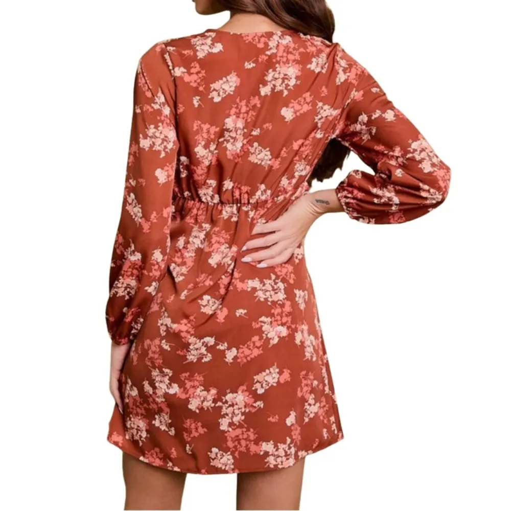 Gilli copper floral true wrap dress size medium NWT Orange - Image 3