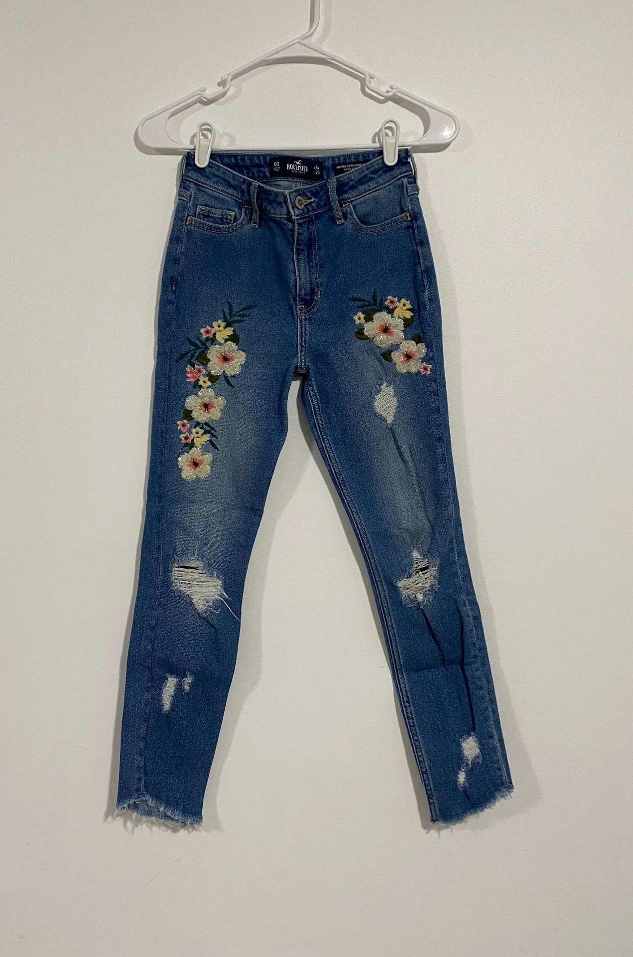 Hollister Super Skinny Crop Jeans - Image 7