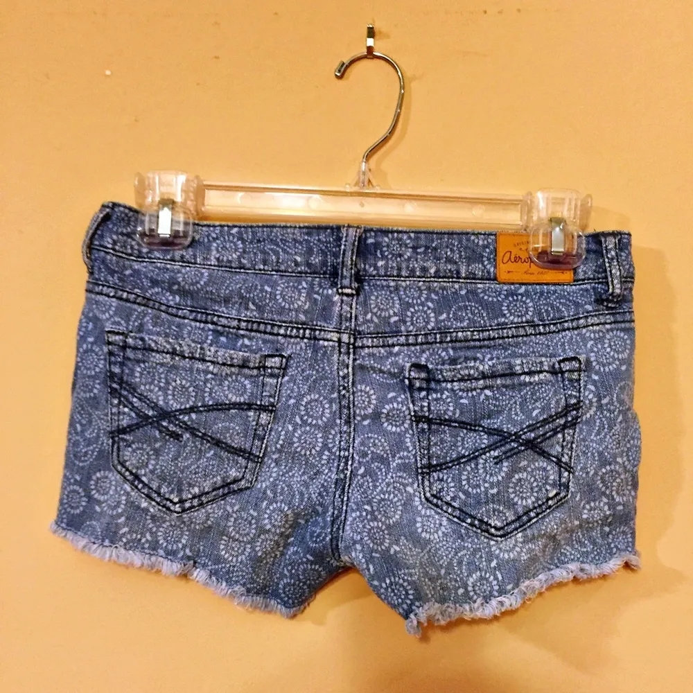 Aeropostale denim flower printed shorts - Image 3