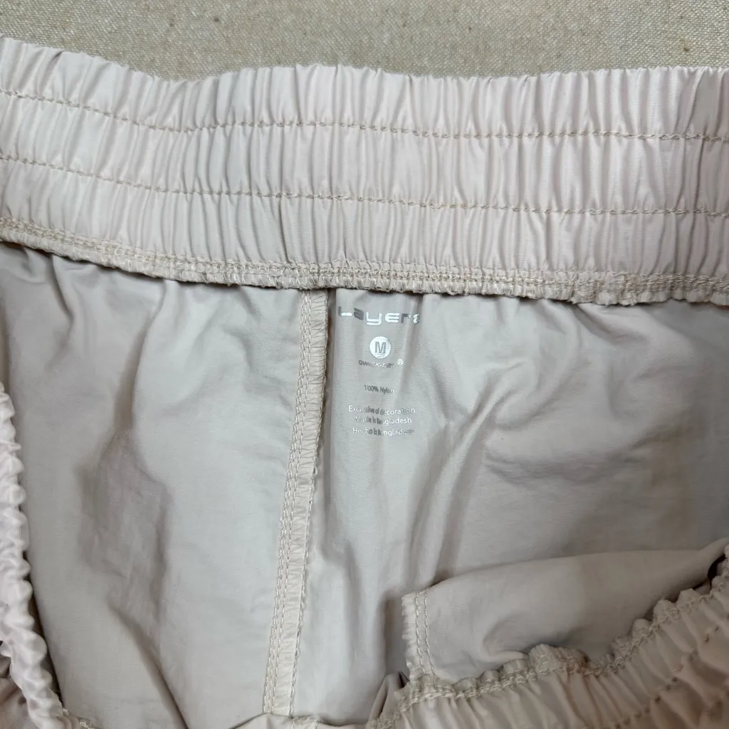Layer 8 Cargo Shorts Womens Size M Beige Utility Elastic Waist Zip Pockets Size M - Image 11