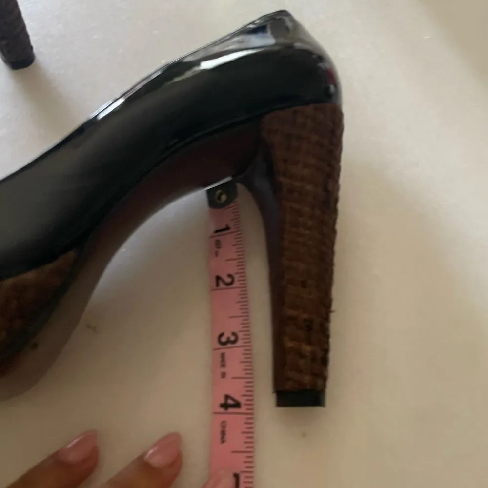 Stuart Weitzman Wicker Patent Leather Platforms Heels- Size 9 - Image 8