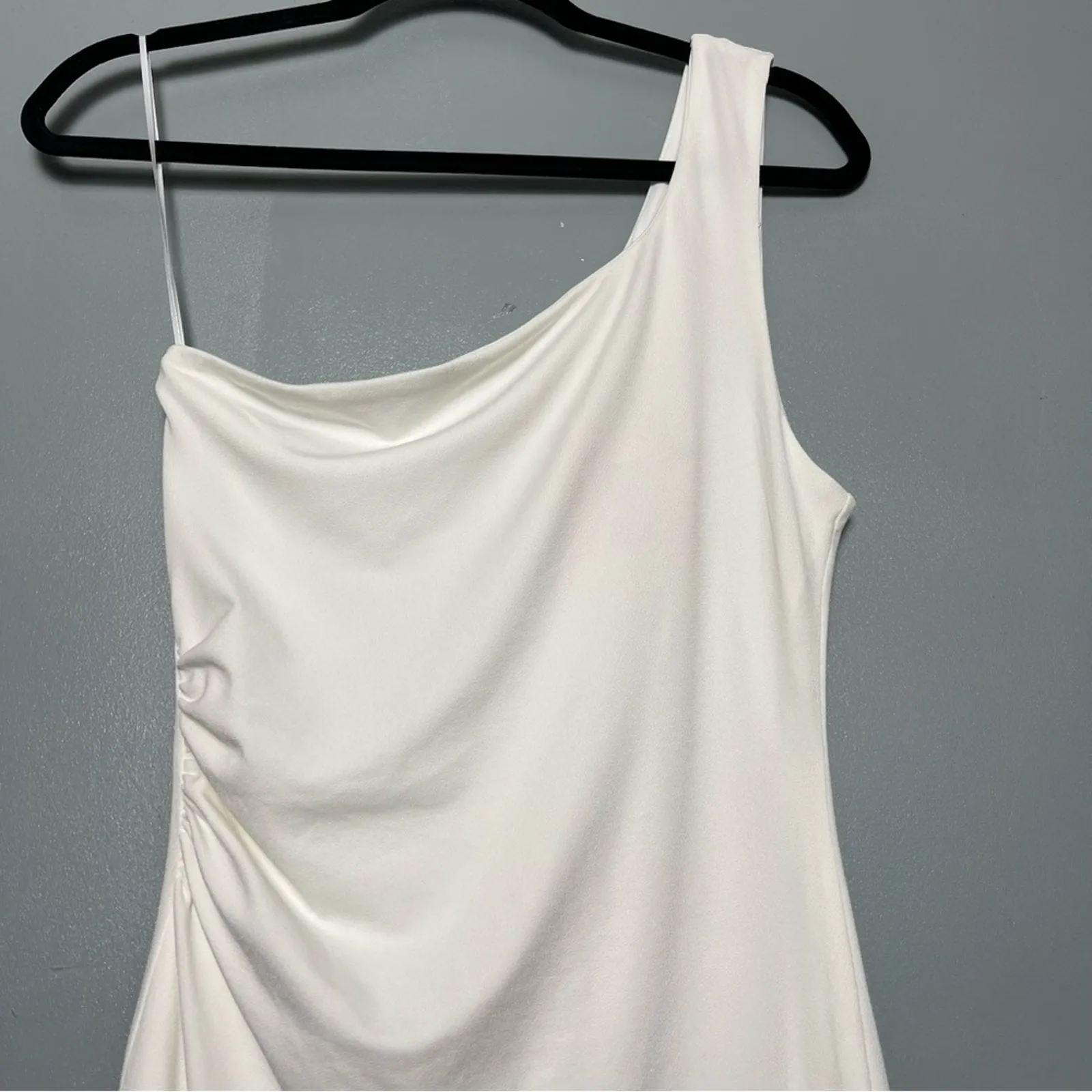 NWT Showpo Got Me Looking White One Shoulder Ruched Midi Dress Women’s Size 6 - Image 5