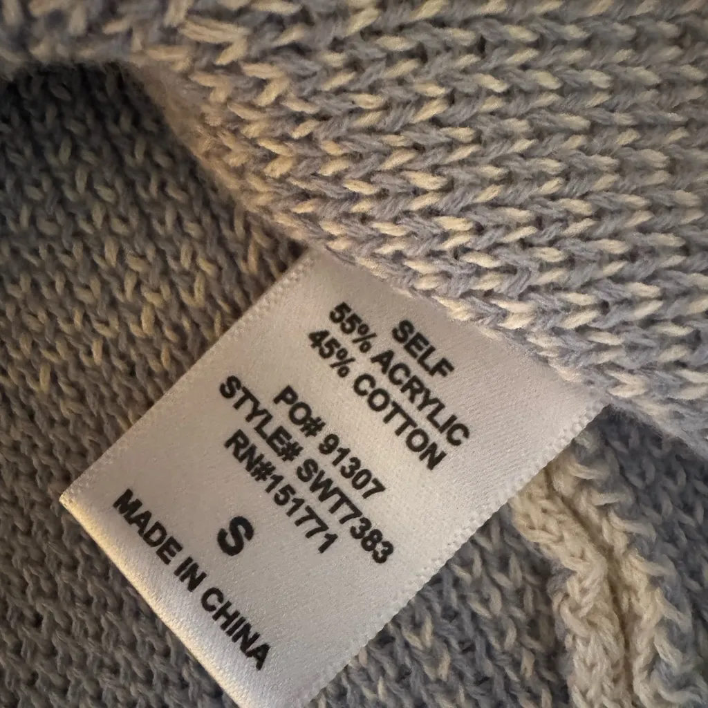 Le Lis Blue and Cream Knit Sweater - Image 3