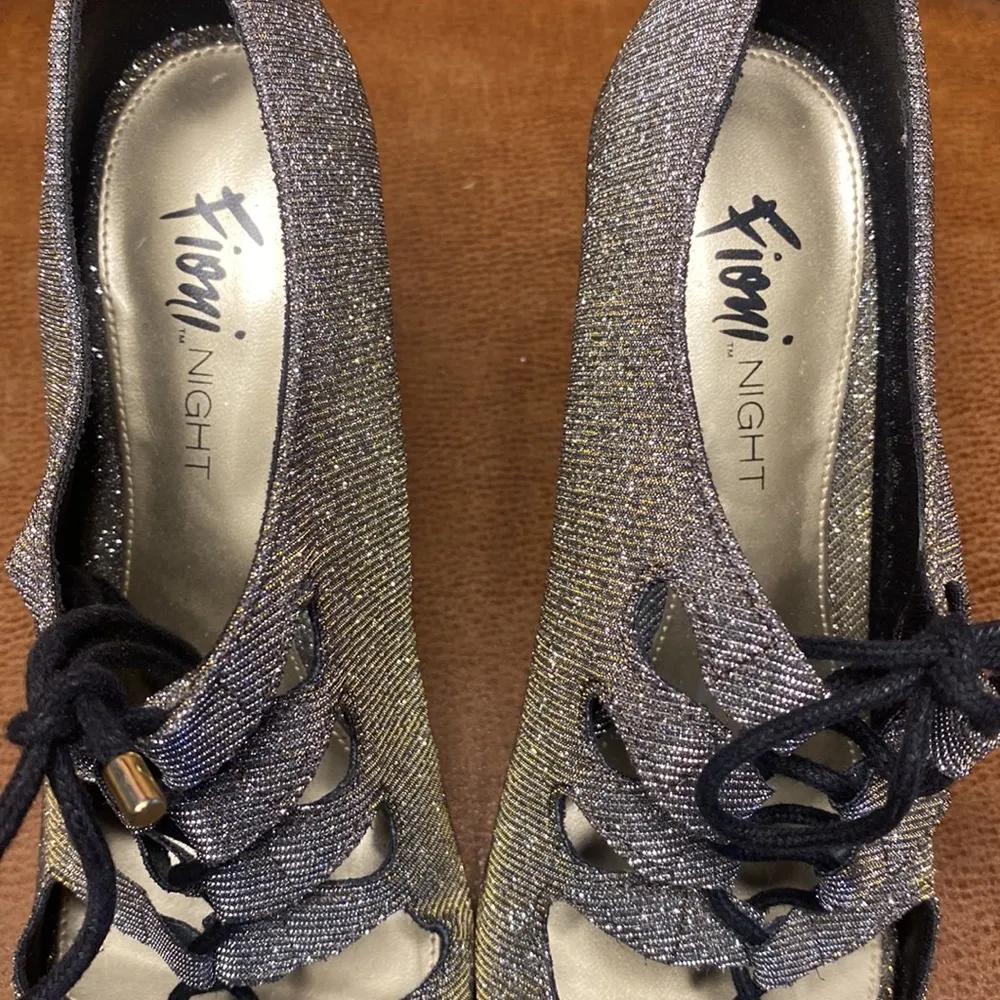 Fioni Sparkly Gold and Silver lace up heels Size 8 🔥🔥💐SÚPER SALE🔥 - Image 5
