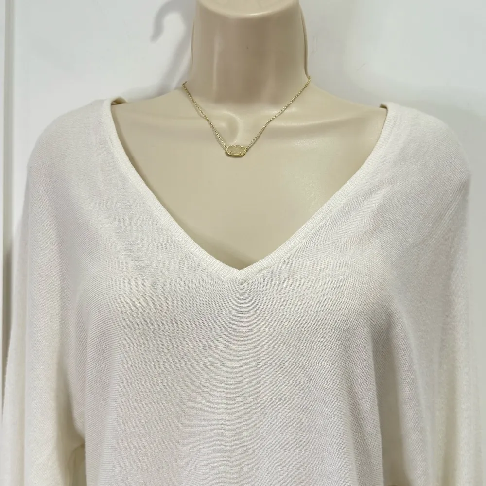 Minnie Rose Silk Sweater V Neck Coastal Bloused Chic Quiet Luxury White Size XS - Image 3