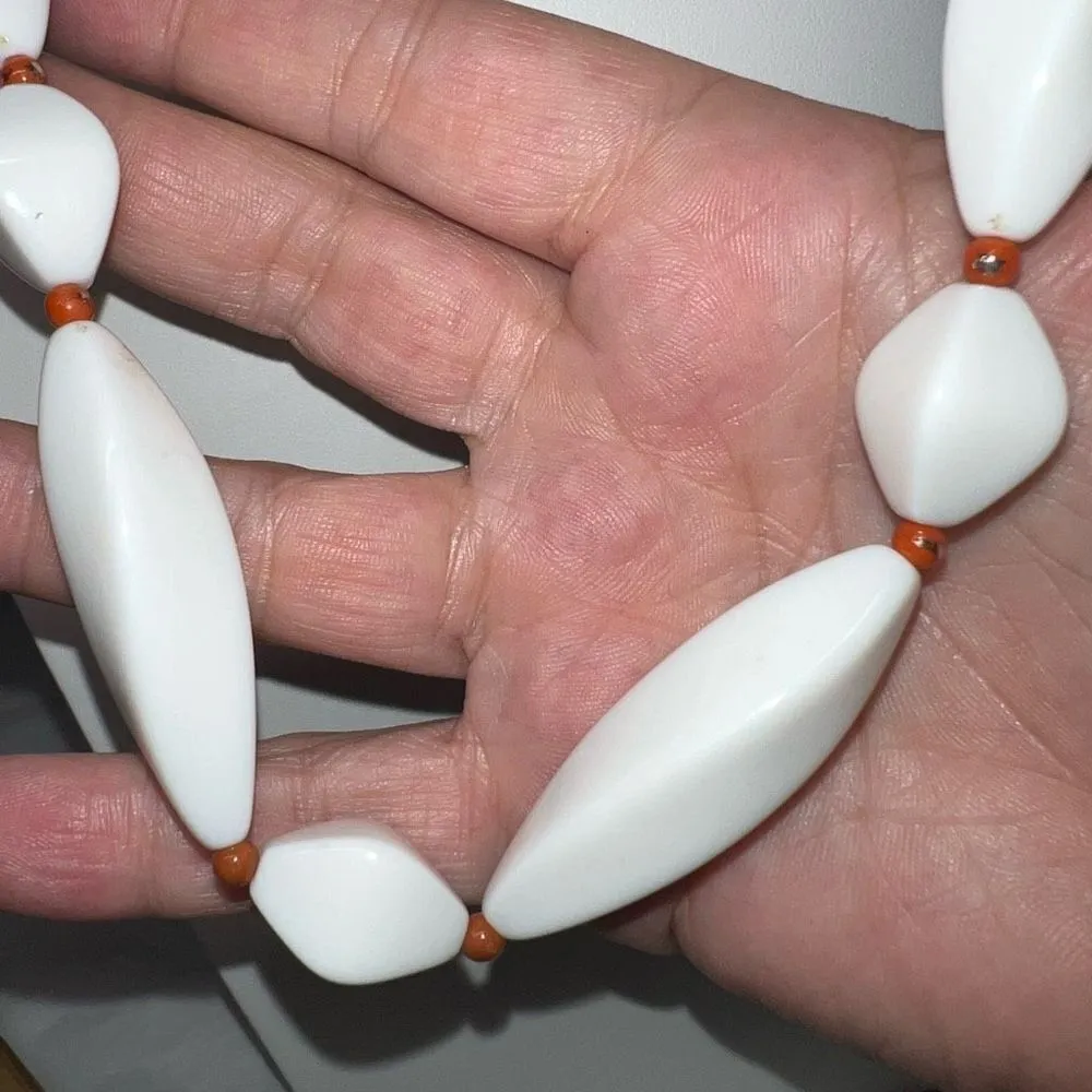 Vintage Mid century modern White Plastic Faceted Bead Necklace - Image 6