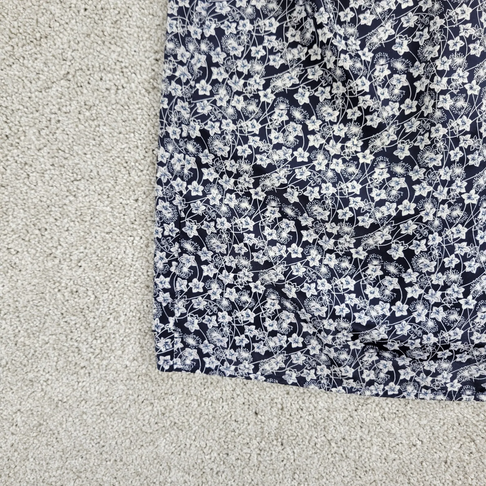 Notations Womens Shirt‎ 8 Blue White Floral Pearl Button Short Sleeve Collared - Image 9