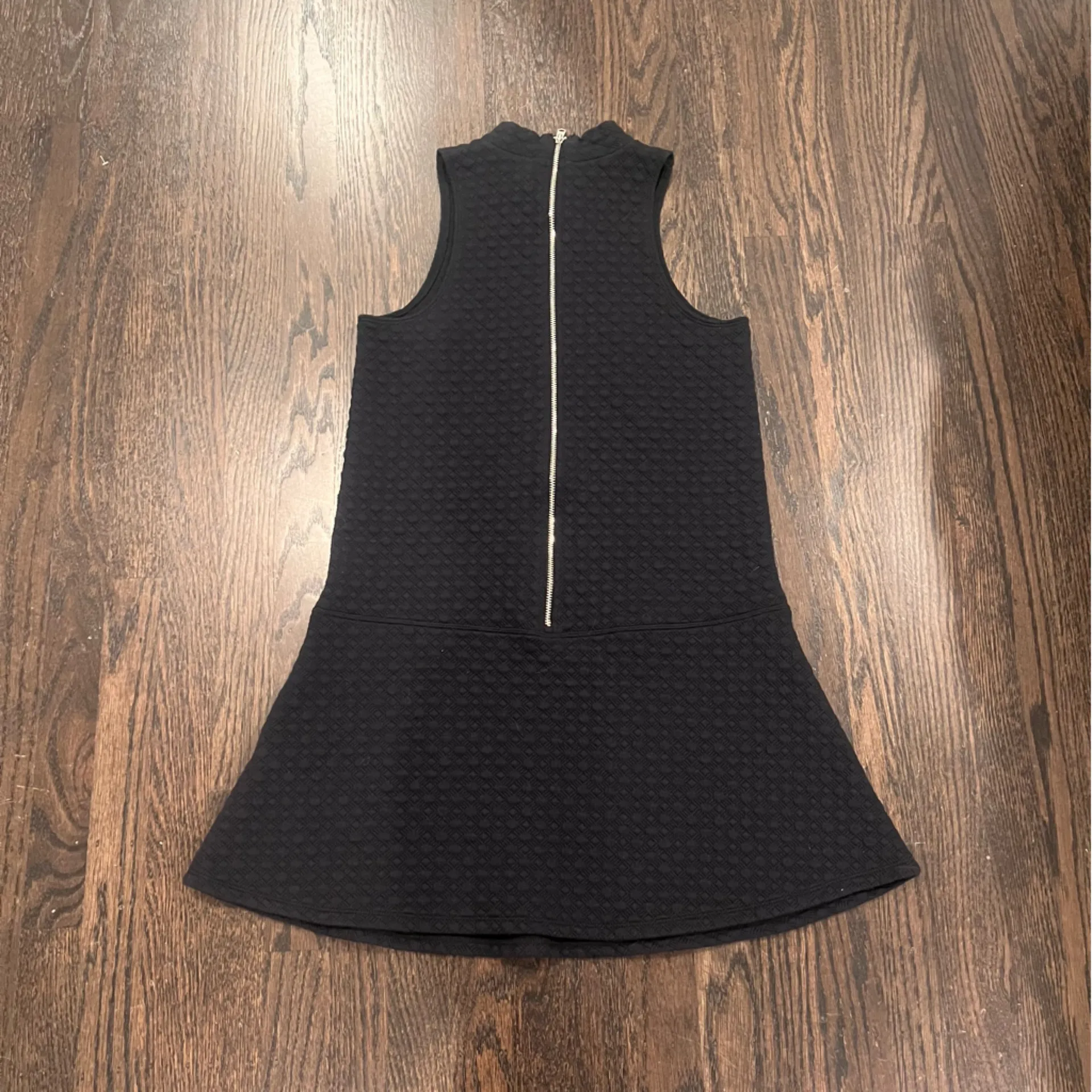 Abercrombie & Fitch Textured Black Flare Sleeveless Dress - Image 7