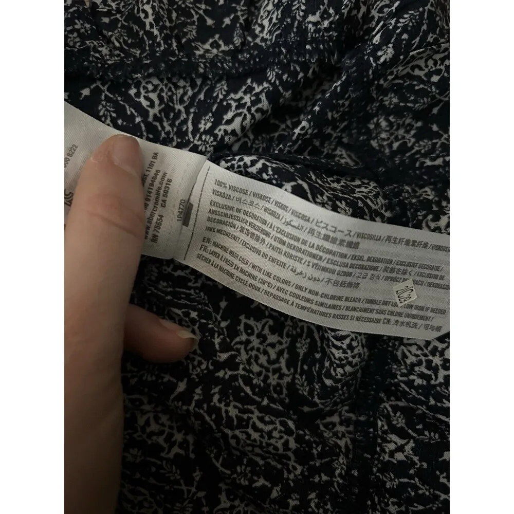 Abercrombie & Fitch Navy Print Faux Wrap Romper Size Small Boho Feminine Party - Image 11