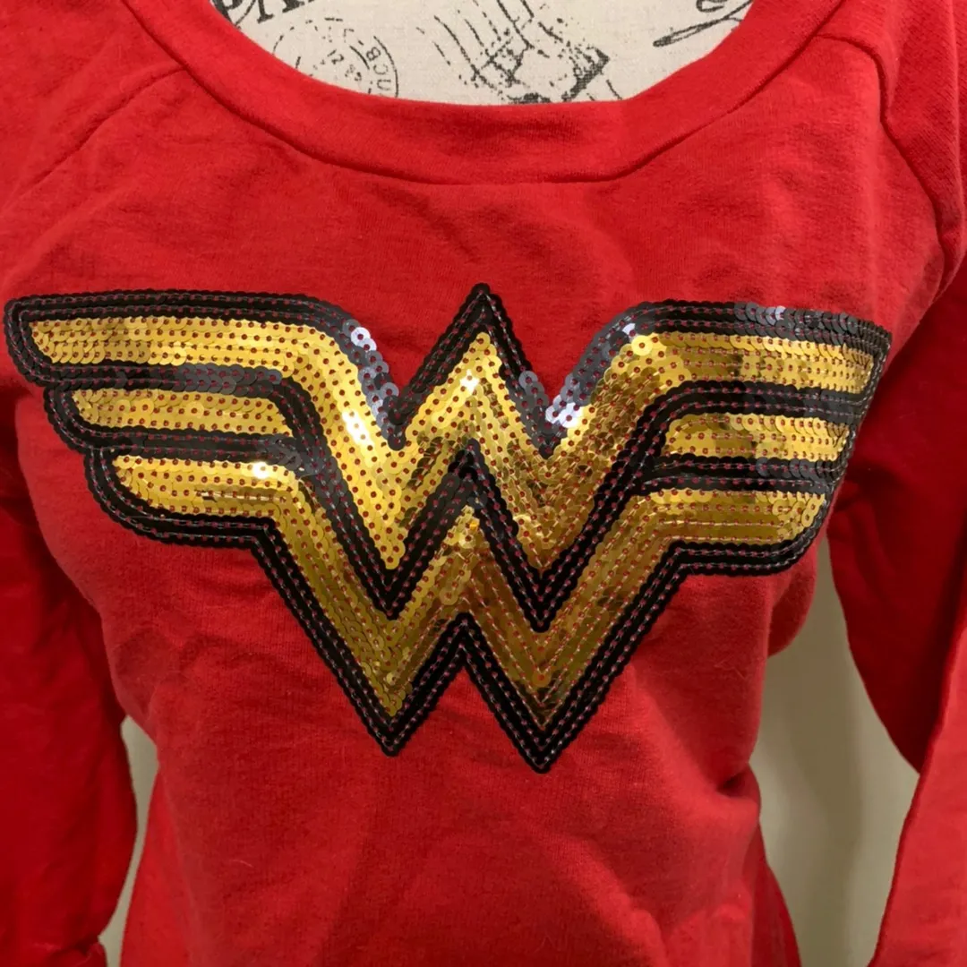 DC Wonder Woman Sequin Red Shirt - Image 4
