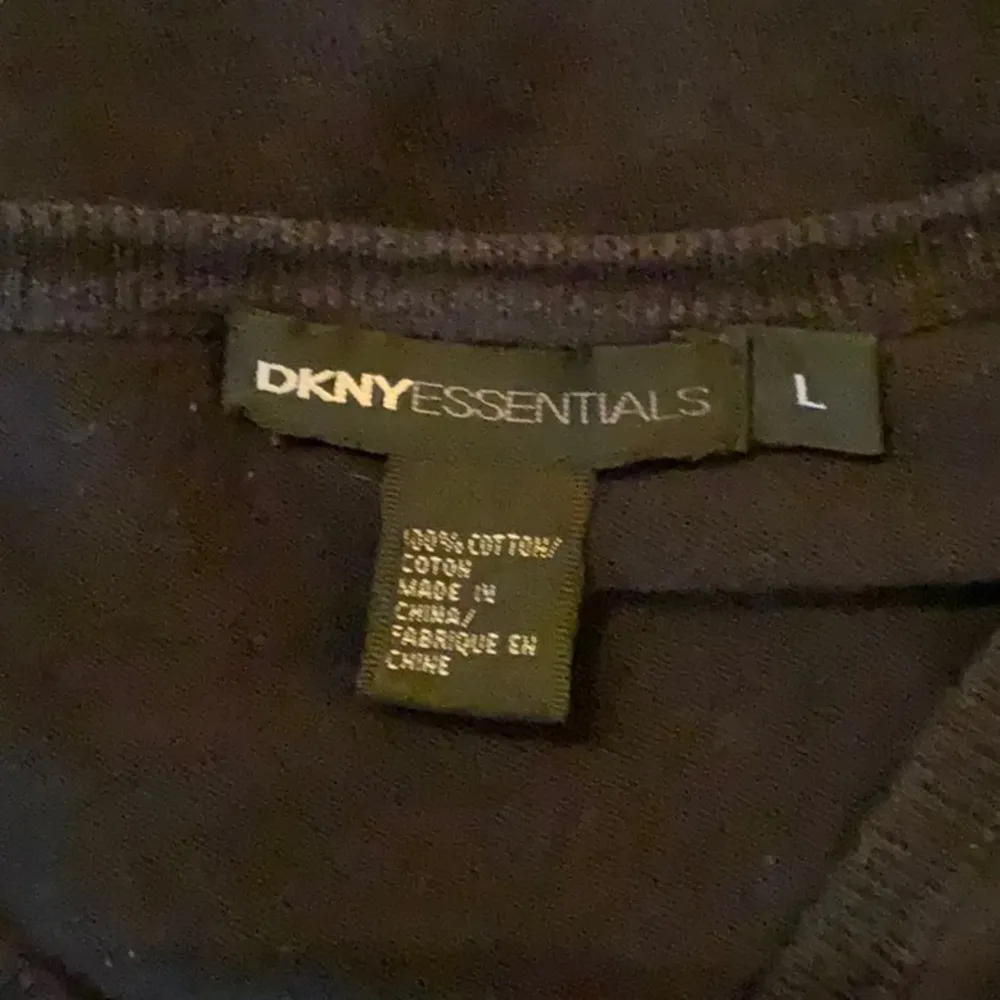 DKNY  sweater - Image 4