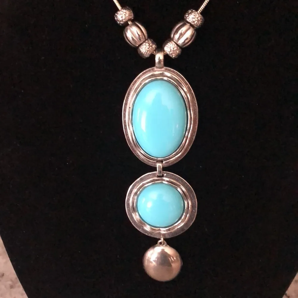 70s inspired Fashion long necklace w faux turquoise stones Blue - Image 3