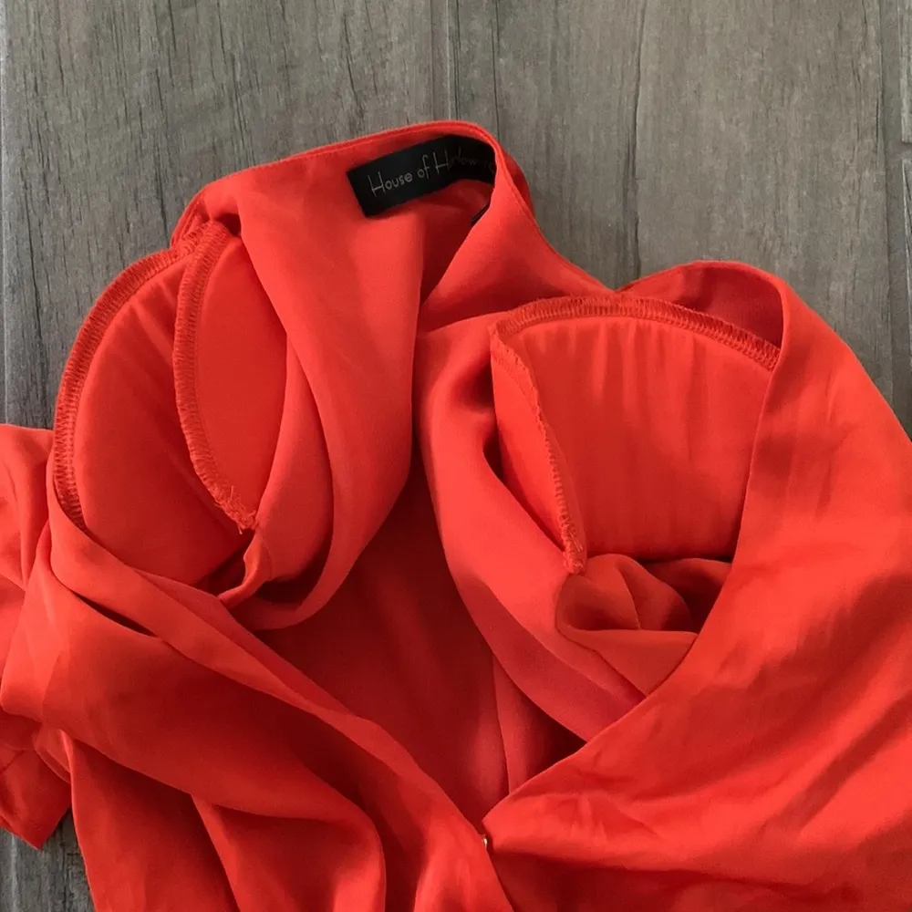 House of harlow dress with shoulder pads - Image 5