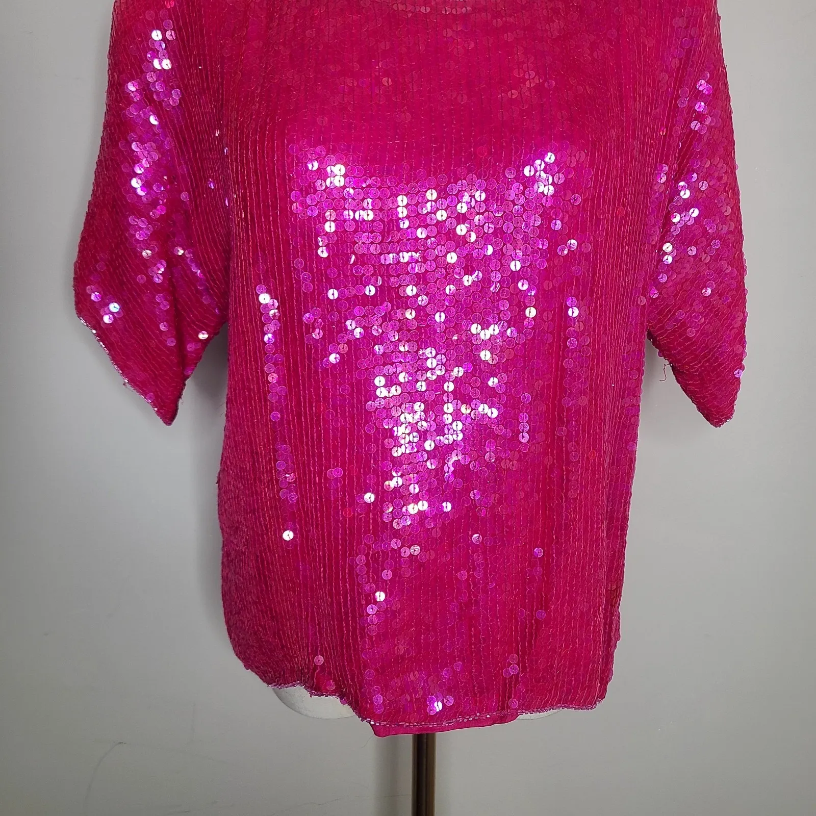 Vintage Rina Z Pink Barbiecore Sequin Short Sleeve Silk‎ Top Evening Party Sz M Size M - Image 3