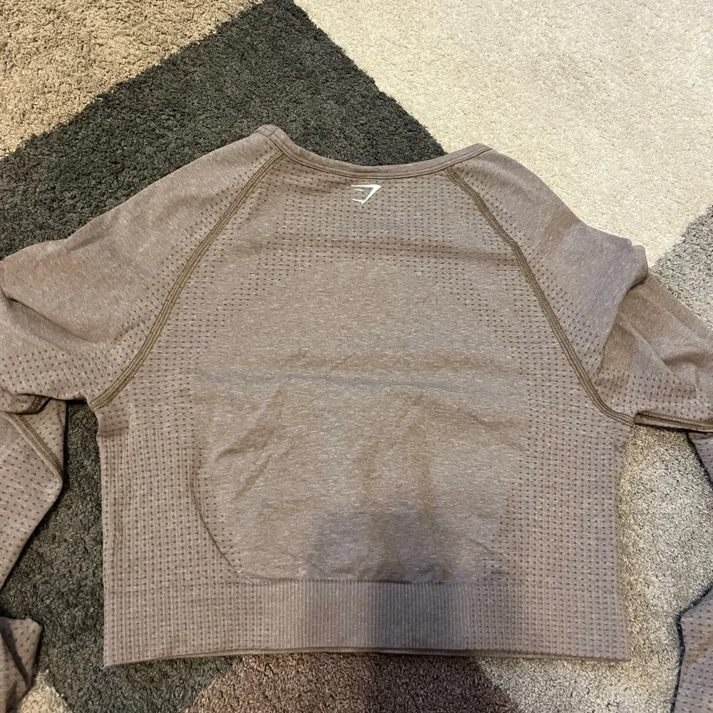 Women's Tan Long Sleeve Gymshark Top - Image 2