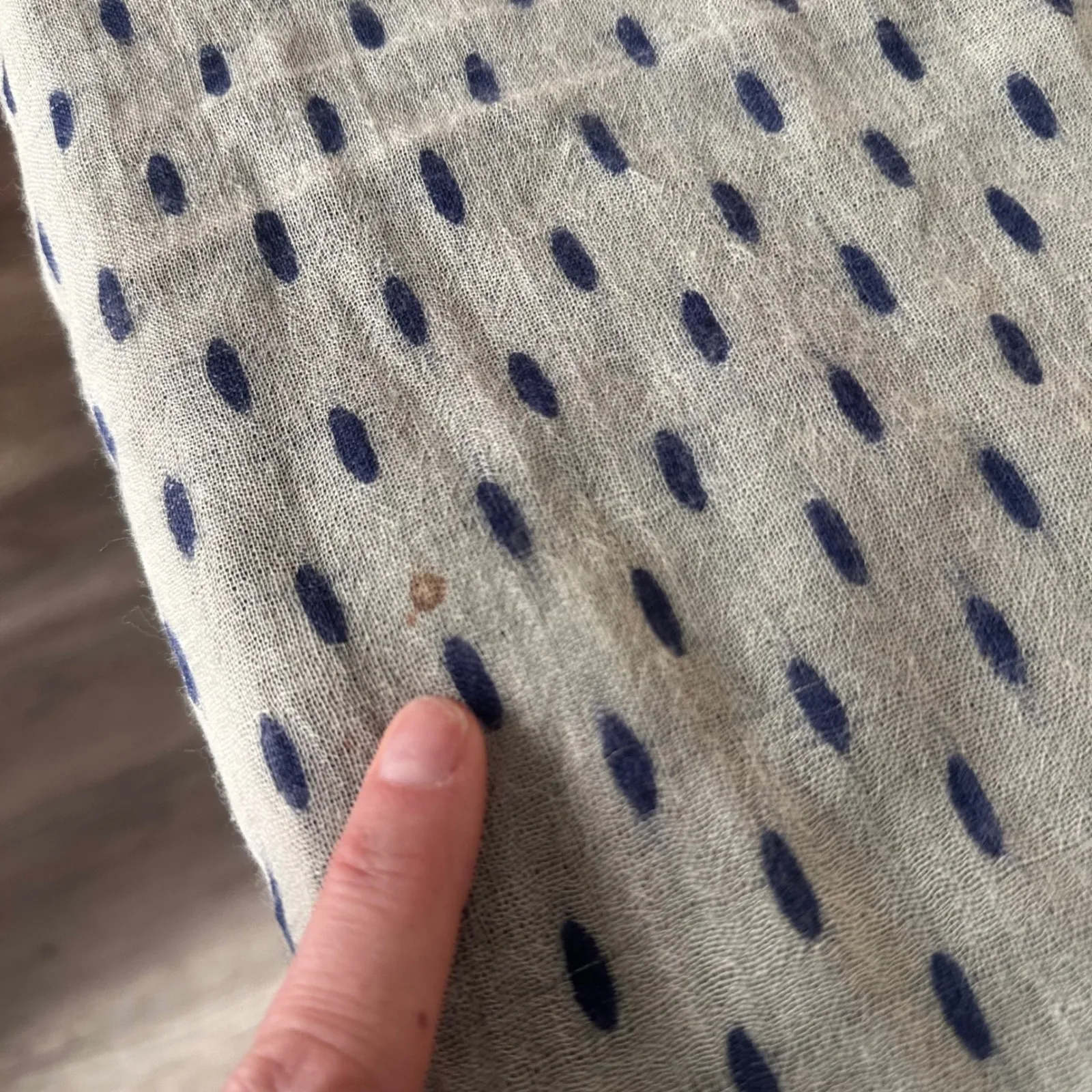 Massimo Dutti Wool Scarf Cream Navy Blue Dot Pattern Frayed Lightweight Women - Image 9