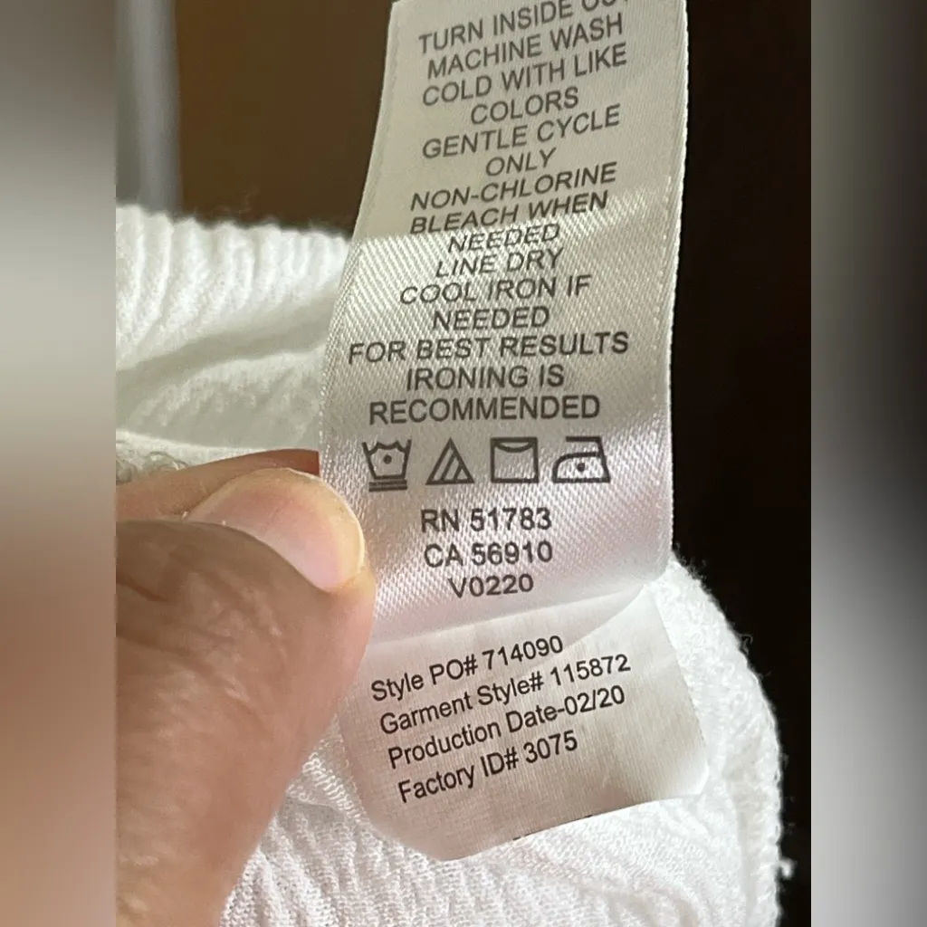 Maurices White Crochet Lace Tank Top Size 2 Rayon Cotton Summer Boho Festival - Image 5