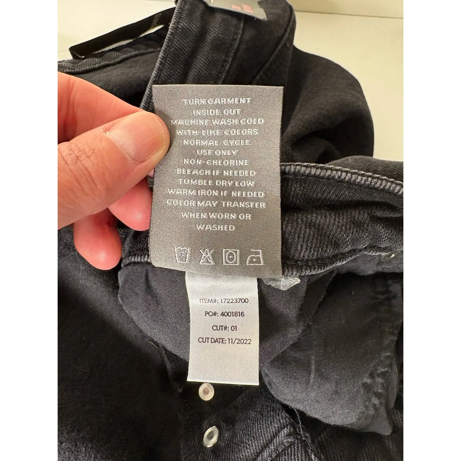 Torrid Plus Size 30 Black Jeans Crop Boyfriend Mid Rise Straight Leg Raw Hem NEW - Image 13