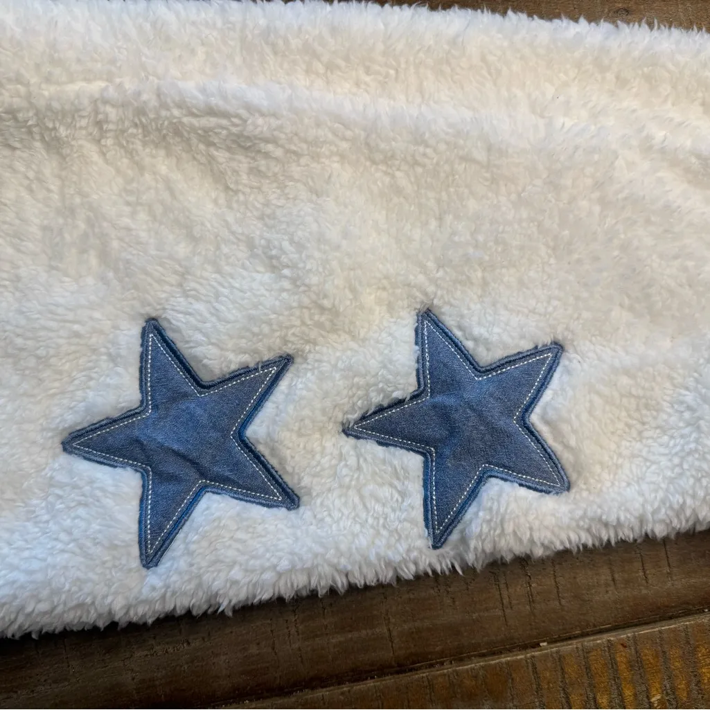 Madden Girl White Sherpa Jogger Set Star Accent - Image 10