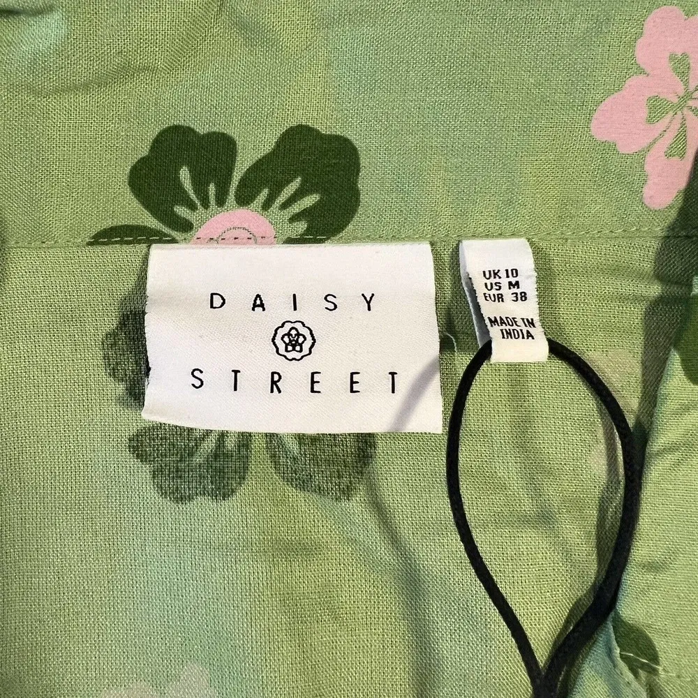 Daisy Street Green Crop Floral Button Front New Medium - Image 62