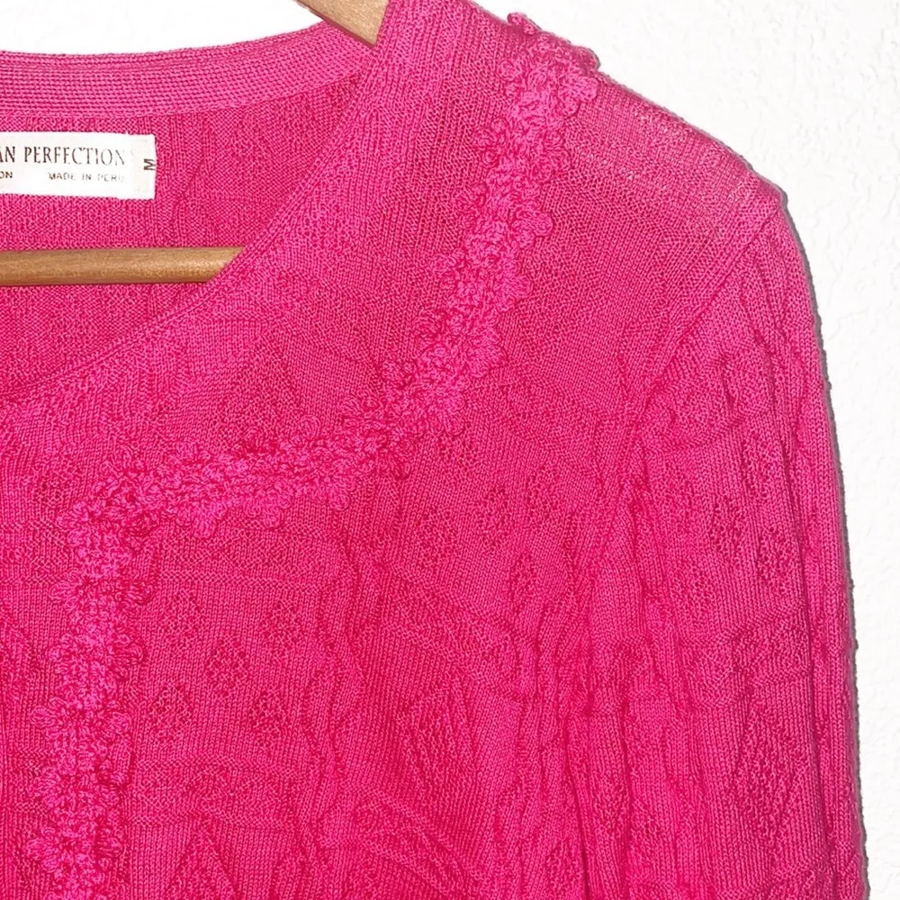 Peruvian Perfection 100% Cotton Hot Pink Size Medium Button Down Cardigan - Image 4