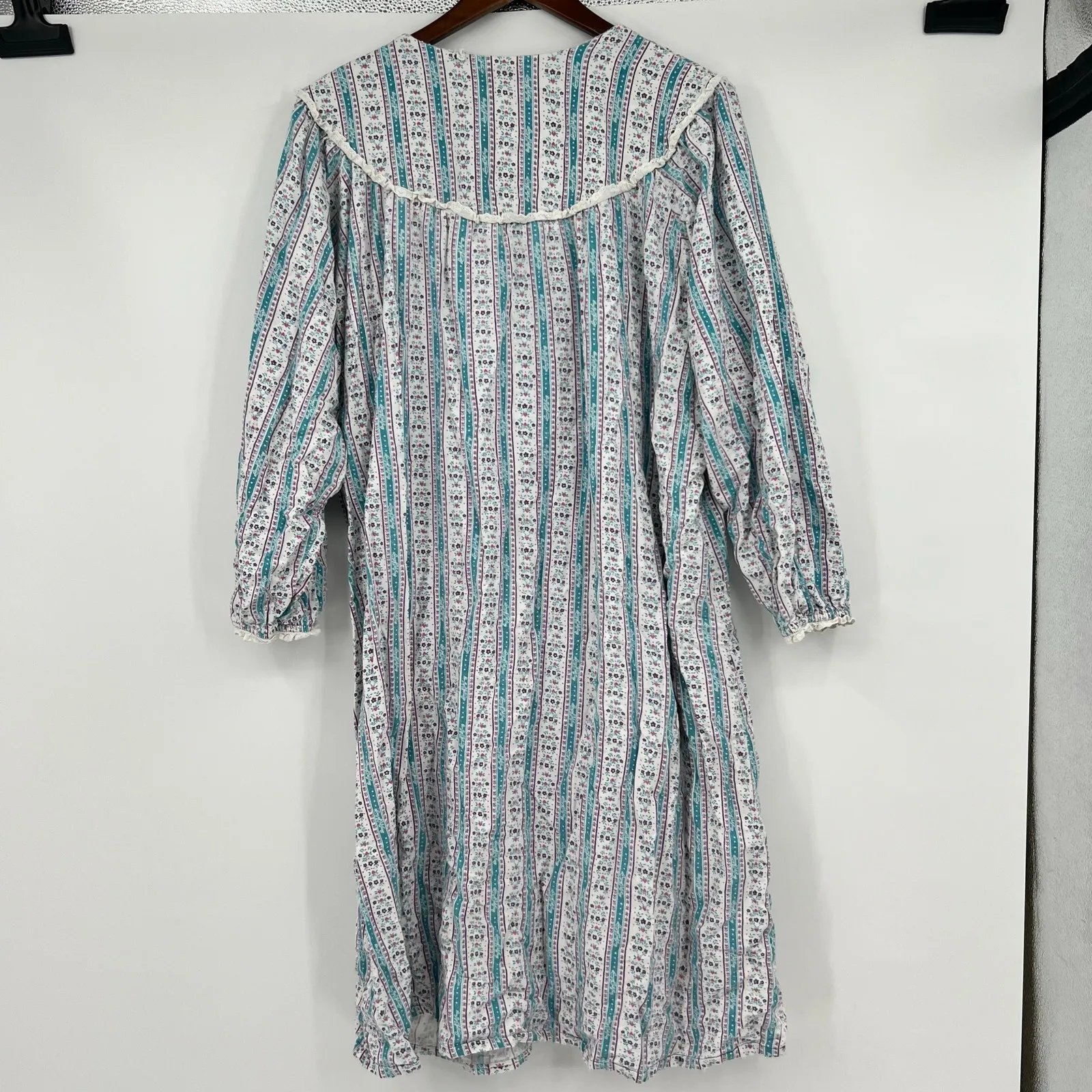 Vintage Lanz of Salzburg Nightgown Women's Size XL Cotton Flannel Floral Long - Image 2