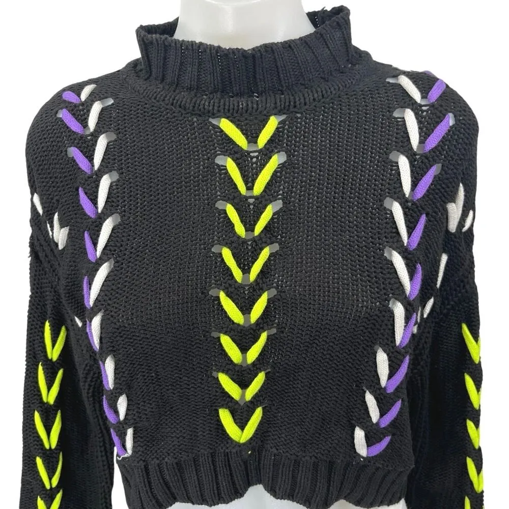 Forever 21 Black Lace Up Long Sleeve Mock Neck Pullover Crop Sweater Top Size M - Image 3