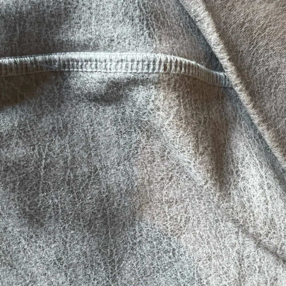 ALO Yoga Gray Leggings Soft and Classic - Image 3