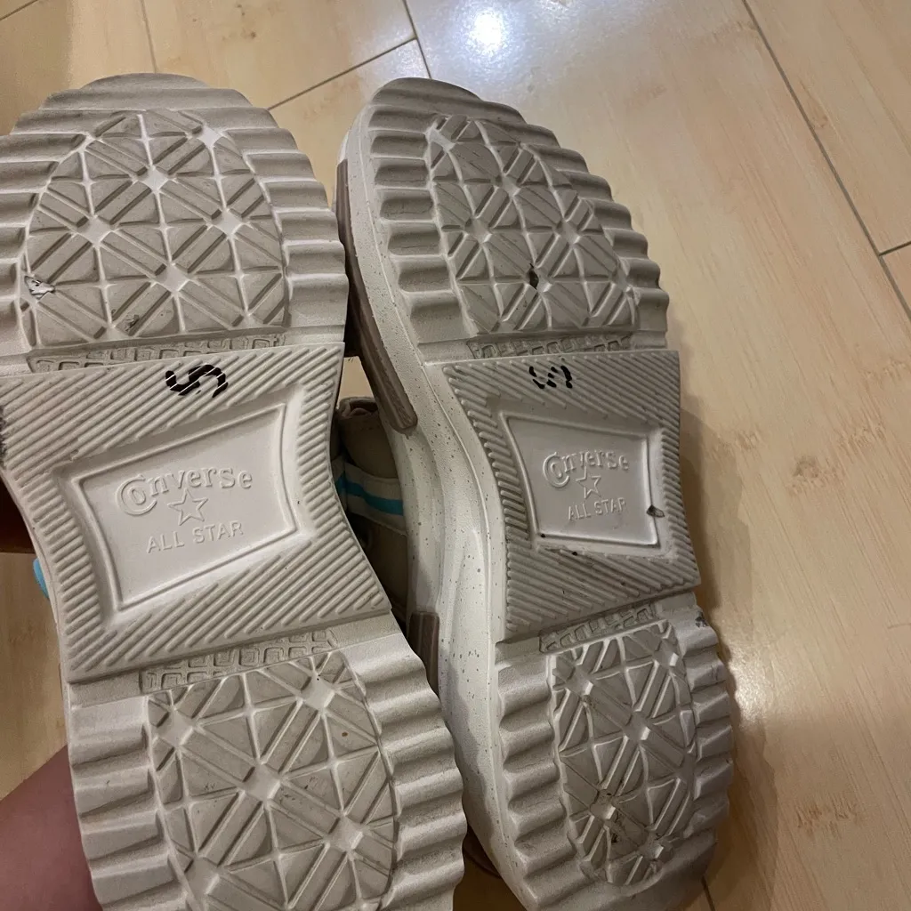 Converse Run Star Utility Sandals womens 7 chunky soles beige/white/pink/blue - Image 9