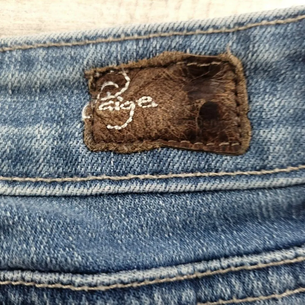 Paige Denim Women’s Jeans Donovan Medium Wash Distressed Size 28 (31x26) EUC - Image 9