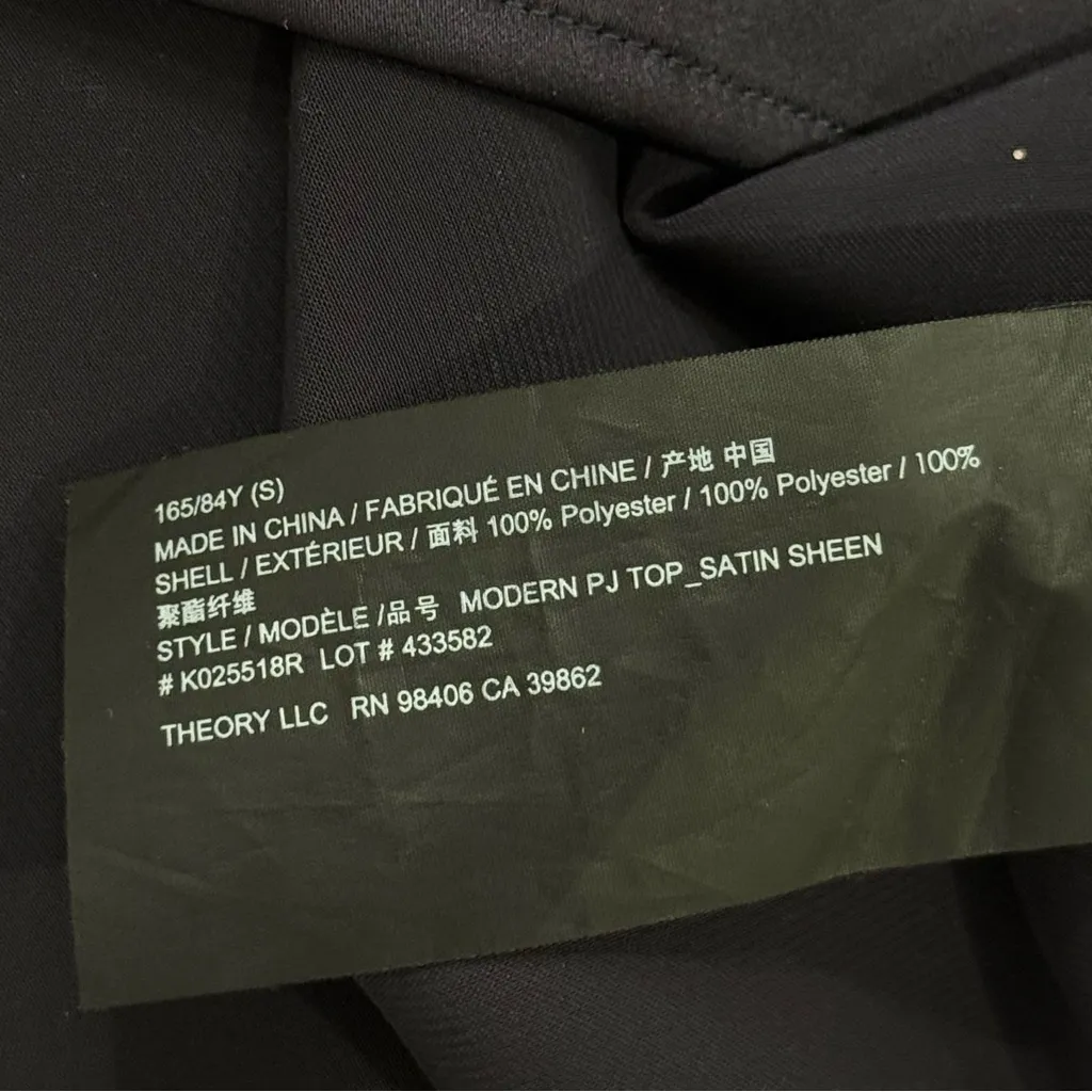 Theory Modern PJ Top Blouse Small Navy Blue Satin Button Down Classic Workwear - Image 7