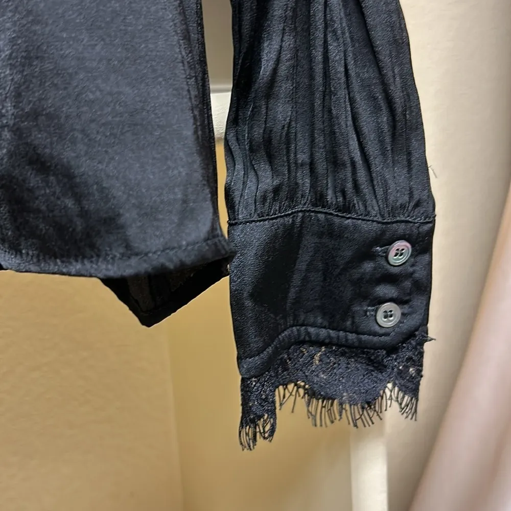 Anthropologie Current Air Women top medium black satin lace coquette witchy Elphaba Victorian - Image 3