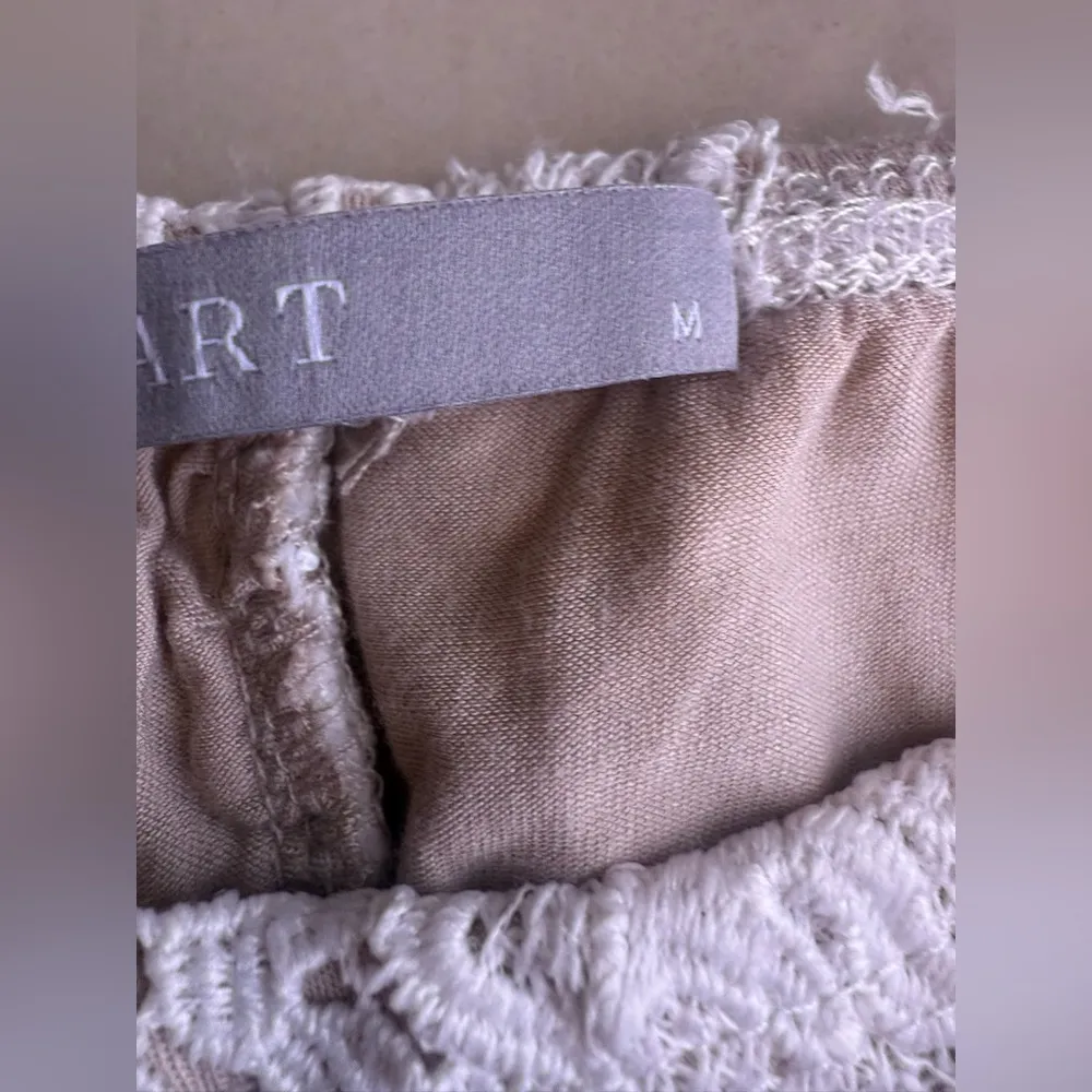 Crochet Shorts Tart Beige Size M  Lightweight Pull One - Image 9