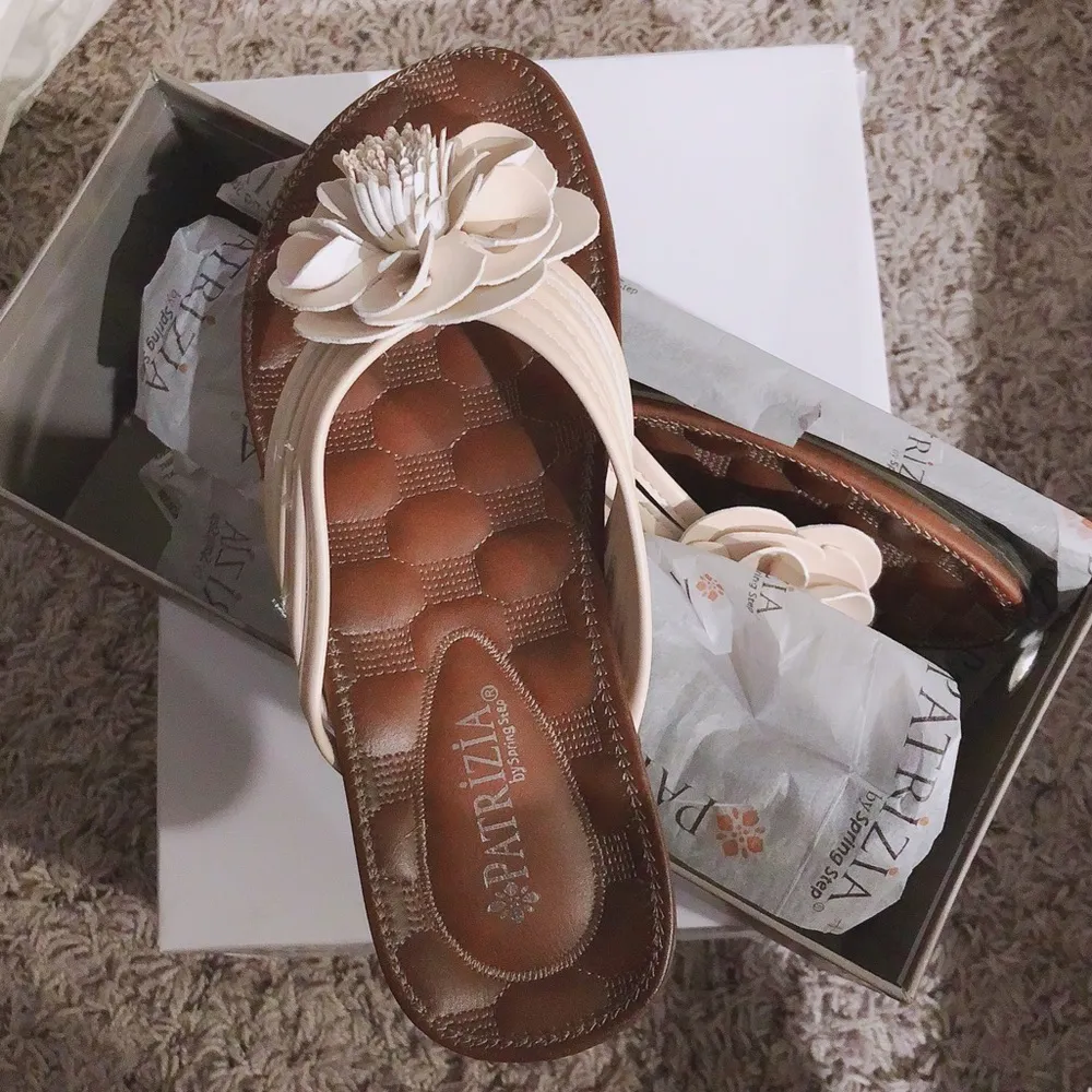 Patrizia Cattara Sandals in Beige/Brown Size 36 (5.5-6) New in Box - Image 7